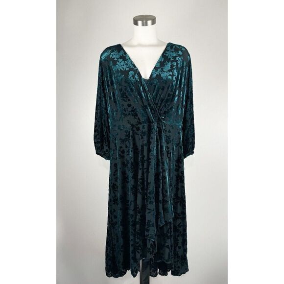 Calvin Klein NWT MALACHITE Dark Green Burn Out Velvet Fit & Flare Dress 16 W - Picture 1 of 7